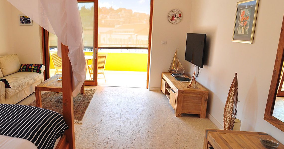 Villa Fora Accommodation, Studio Apartment Orange, Hvar Croatia